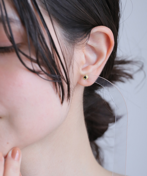 JOURNAL STANDARD（ジャーナルスタンダード）の「【VALENTINE /ヴァレンタイン】Studs Stone Pierce（ピアス（片耳用）・レディース・ゴールド・FREE）」の7枚目の写真