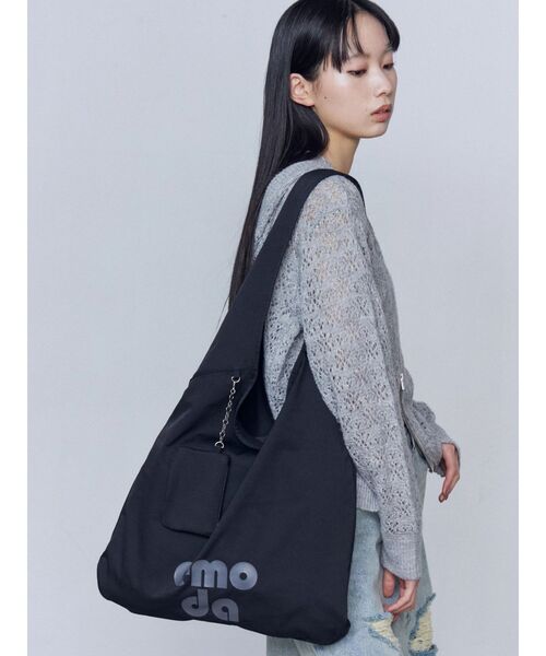 EMODA（エモダ）の「ワイドチャームトートバッグ（トートバッグ・レディース・ホワイト/ブラック/ピンク/ブルー/ブラウン・FREE）」の7枚目の写真