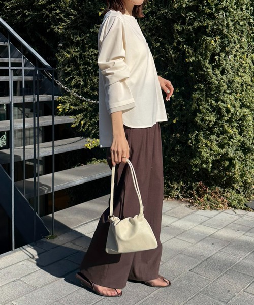 COLLAGE GALLARDAGALANTE(コラージュガリャルダガランテ)の「袖シアー切替ロンT(Tシャツ/カットソー・レディース・ネイビー/ピンク/オフホワイト・FREE)」の11枚目の写真