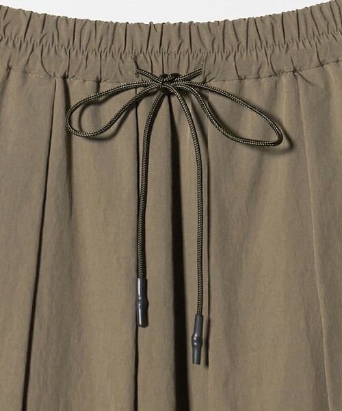 ASTRAET（アストラット）の「＜ASTRAET＞カーゴポケット バルーンスカート（スカート・レディース・ブラック/ベージュ・1/0）」の18枚目の写真