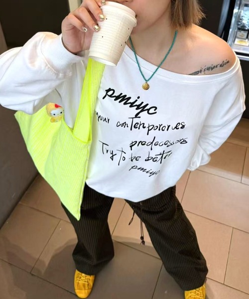 Vipoa(ヴィポア)の「Off shoulder logo print sweatshirt(スウェット・レディース・グレー/ホワイト・FREE)」の10枚目の写真