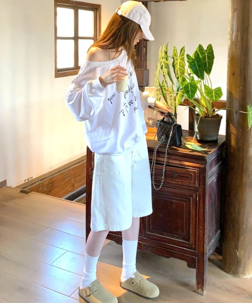 Vipoa(ヴィポア)の「Off shoulder logo print sweatshirt(スウェット・レディース・グレー/ホワイト・FREE)」の18枚目の写真