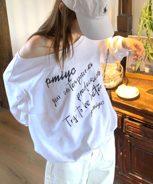 Vipoa(ヴィポア)の「Off shoulder logo print sweatshirt(スウェット・レディース・グレー/ホワイト・FREE)」の15枚目の写真