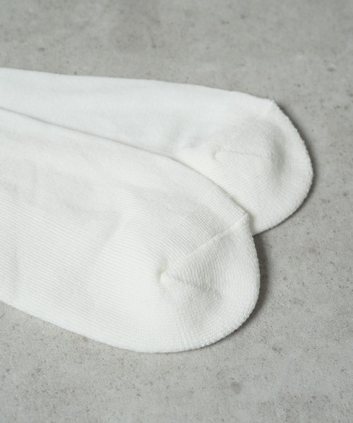 UNIVERSAL OVERALL（ユニバーサルオーバーオール）の「"07"≪UNIVERSAL OVERALL≫3足セット カレッジ & WINDY バックロゴ クルーソックス（ソックス/靴下・メンズ・その他1/ホワイト系・23cm～25cm/25cm～27cm）」の5枚目の写真
