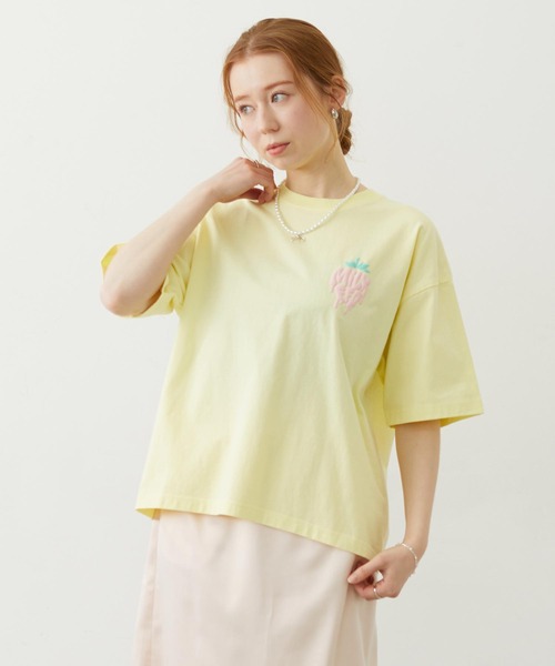 MILKFED.(ミルクフェド)の「MELTY STRAWBERRY WIDE S/S TEE(Tシャツ/カットソー・レディース・オフホワイト/イエロー/ネイビー・M/L)」の16枚目の写真