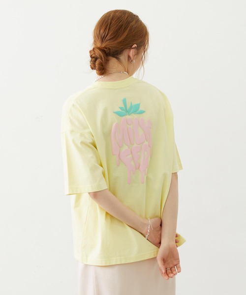 MILKFED.(ミルクフェド)の「MELTY STRAWBERRY WIDE S/S TEE(Tシャツ/カットソー・レディース・オフホワイト/イエロー/ネイビー・M/L)」の17枚目の写真