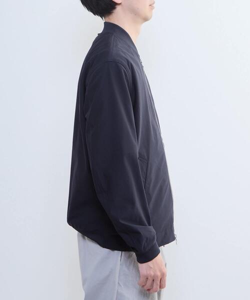 MEN'S MELROSE（メンズメルローズ）の「サークルストレッチフライトジャケット | 軽量 / ストレッチ / 吸水速乾（ブルゾン・メンズ・ベージュ/ネイビー/チャコールグレー・3/4）」の7枚目の写真