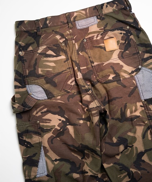 KHOKI(コッキ)の「【KHOKI/コッキ】Patchworked Camo Pants(カーゴパンツ・メンズ・ブラック/カーキ・1/2)」の6枚目の写真