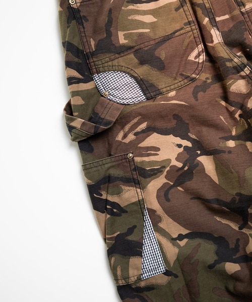 KHOKI(コッキ)の「【KHOKI/コッキ】Patchworked Camo Pants(カーゴパンツ・メンズ・ブラック/カーキ・1/2)」の8枚目の写真