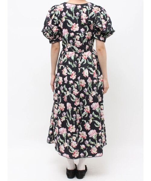 merry jenny（メリージェニー）の「flowerプリーツワンピース（ワンピース・レディース・ブラック/オフホワイト・FREE）」の6枚目の写真