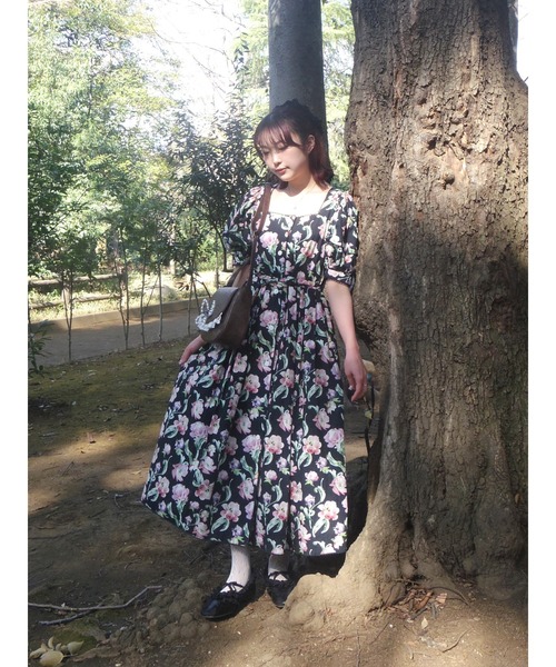 merry jenny(メリージェニー)の「flowerプリーツワンピース(ワンピース・レディース・ブラック/オフホワイト・FREE)」の17枚目の写真