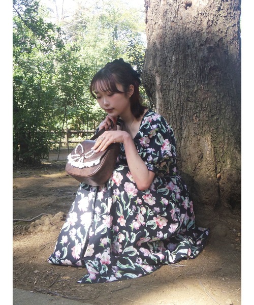 merry jenny(メリージェニー)の「flowerプリーツワンピース(ワンピース・レディース・ブラック/オフホワイト・FREE)」の16枚目の写真