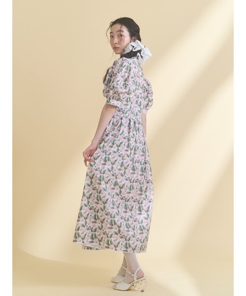 merry jenny(メリージェニー)の「flowerプリーツワンピース(ワンピース・レディース・ブラック/オフホワイト・FREE)」の13枚目の写真