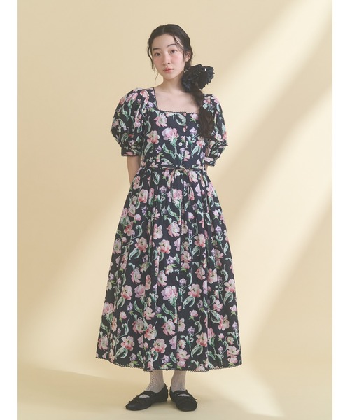 merry jenny(メリージェニー)の「flowerプリーツワンピース(ワンピース・レディース・ブラック/オフホワイト・FREE)」の10枚目の写真