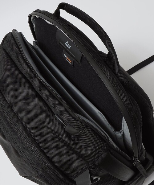 SHIPS（シップス）の「Aer: CITY PACK PRO 2 20L（トートバッグ・メンズ・ブラック・ONE SIZE）」の5枚目の写真