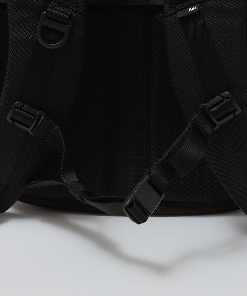 SHIPS（シップス）の「Aer: CITY PACK PRO 2 20L（トートバッグ・メンズ・ブラック・ONE SIZE）」の6枚目の写真