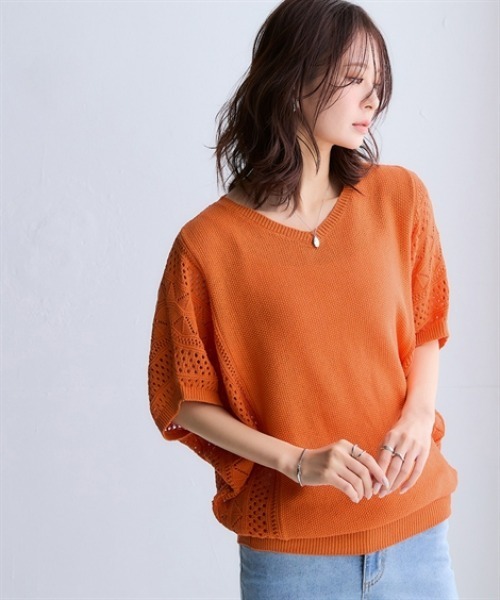 nissen（ニッセン）の「綿１００％透かし編ドルマンニット＜大きいサイズ有＞（ニット/セーター・レディース・グリーン/テラコッタ/アイボリー/ブラック・3L/LL/L/M/S）」の3枚目の写真