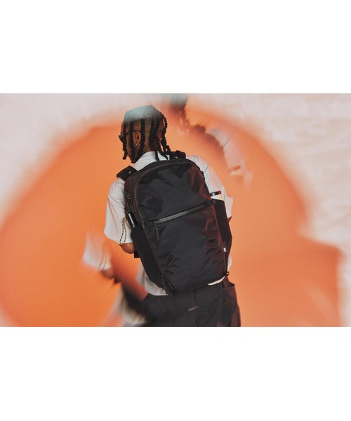Aer（エアー）の「AER　Travel Pack 4 35L X-Pac　/　AER-29071（バックパック/リュック・メンズ・ブラック・FREE）」の22枚目の写真