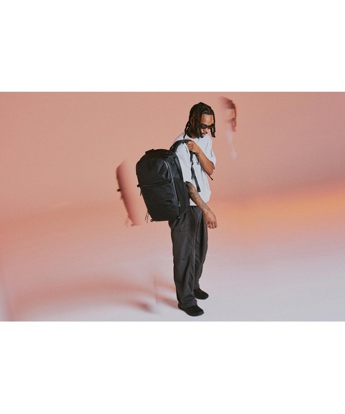 Aer（エアー）の「AER　Travel Pack 4 35L X-Pac　/　AER-29071（バックパック/リュック・メンズ・ブラック・FREE）」の18枚目の写真