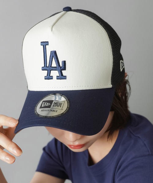 MLB(メジャーリーグベースボール)の「【NEW ERA/ニューエラ】メッシュキャップ/MLB(キャップ・レディース・ネイビー/ブラック・ONESIZE)」の1枚目の写真