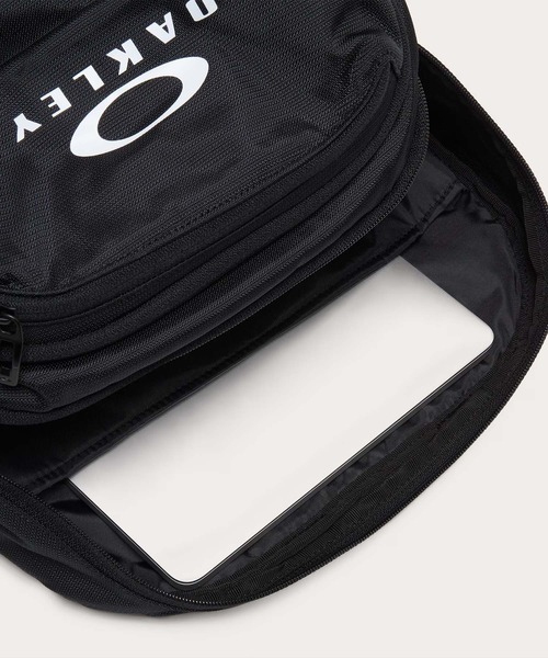 OAKLEY(オークリー)の「OAKLEY/オークリー バックパック FOS901982(バックパック/リュック・メンズ・ブラック×ブラック/ベージュ・FREE)」の9枚目の写真