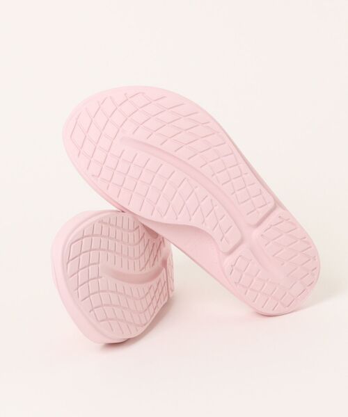 OOFOS（ウーフォス）の「OOriginal 2000010199261（サンダル・レディース・ピンク・25cm/24cm/23cm）」の3枚目の写真