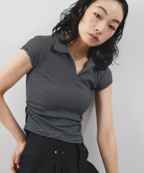 ELTONE(エルトーン)の「ポロカラーサイドギャザートップス(Tシャツ/カットソー・レディース・ブラック/ホワイト・FREE)」の19枚目の写真