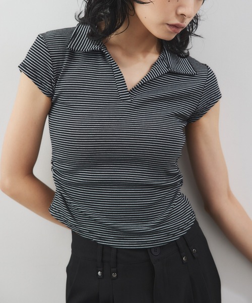 ELTONE(エルトーン)の「ポロカラーサイドギャザートップス(Tシャツ/カットソー・レディース・ブラック/ホワイト・FREE)」の21枚目の写真
