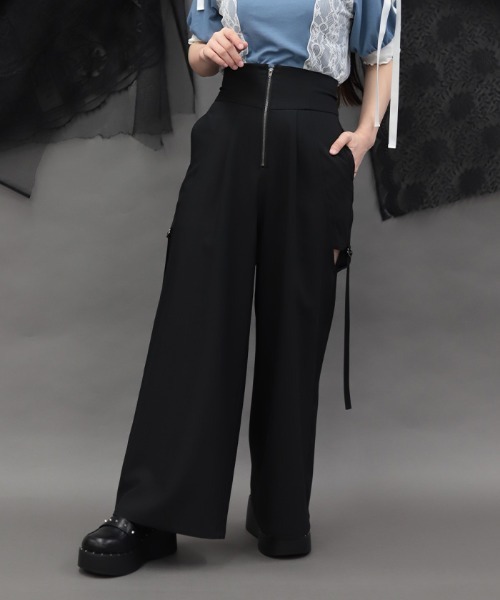 NIBBLE POISON(ニブルポイズン)の「レイヤードカットアウトパンツ(その他パンツ・レディース・その他1/その他2・MEDIUM)」の2枚目の写真