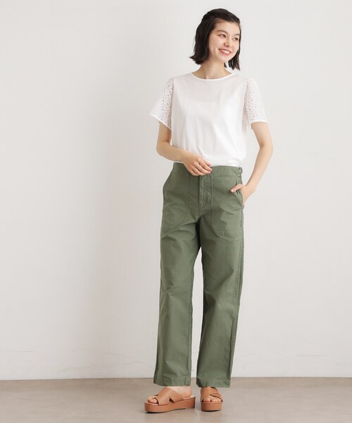 LAURA ASHLEY(ローラアシュレイ)の「【洗える/コットン100%/日本製】レーススリーブカットソー(Tシャツ/カットソー・レディース・ブラック/サックスブルー/ホワイト・38/40)」の6枚目の写真