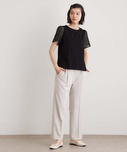 LAURA ASHLEY(ローラアシュレイ)の「【洗える/コットン100%/日本製】レーススリーブカットソー(Tシャツ/カットソー・レディース・ブラック/サックスブルー/ホワイト・38/40)」の10枚目の写真