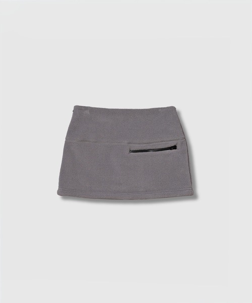 HOLIDAY(ホリデイ)の「CLASSIC FLEECE MINI SKIRT クラシックフリースミニスカート(スカート・レディース・ブラック/グレー・ONE SIZE)」の3枚目の写真