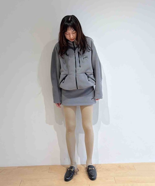 HOLIDAY(ホリデイ)の「CLASSIC FLEECE MINI SKIRT クラシックフリースミニスカート(スカート・レディース・ブラック/グレー・ONE SIZE)」の11枚目の写真