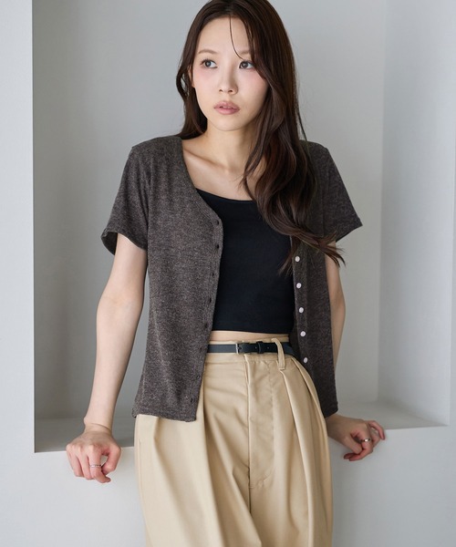 CHAN ME(チャンミ)の「Vネック半袖カーディガン(Tシャツ/カットソー・レディース・チャコールグレー/ライトグレー・MEDIUM/LARGE)」の3枚目の写真