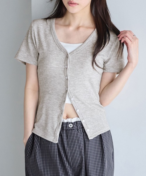 CHAN ME(チャンミ)の「Vネック半袖カーディガン(Tシャツ/カットソー・レディース・チャコールグレー/ライトグレー・MEDIUM/LARGE)」の9枚目の写真