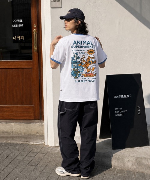aimoha(アイモハ)の「HOOK -original- ANIMAL SUPERMARKET スリッピーメス バックプリントTシャツ (SS)(Tシャツ/カットソー・メンズ・ホワイト/グレー・XL/M/L)」の6枚目の写真