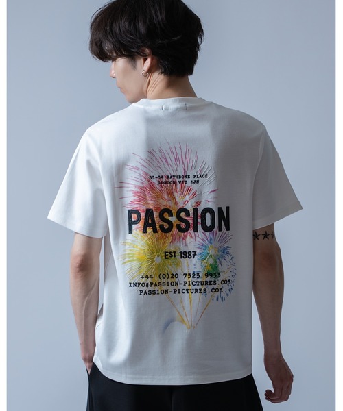 Crownor(クラウノアー)の「花火グラフィック 半袖Tシャツ(Tシャツ/カットソー・メンズ・ホワイト/ブラック・LARGE/MEDIUM)」の1枚目の写真