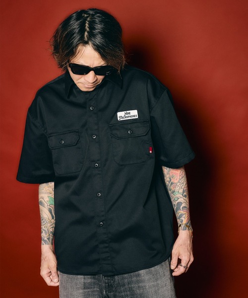 NineMicrophones(ナインマイクロフォンズ)の「WORK SHIRT-The bonds with family-(シャツ/ブラウス・メンズ・グレー/ブラック・X-LARGE/LARGE/MEDIUM/SMALL)」の7枚目の写真