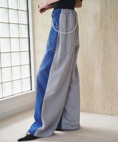 SOEMIN(ソミン)の「Denim docking sweatpants/バックスウェットデニムパンツ(デニムパンツ・レディース・インディゴブルー/ホワイト・FREE)」の5枚目の写真