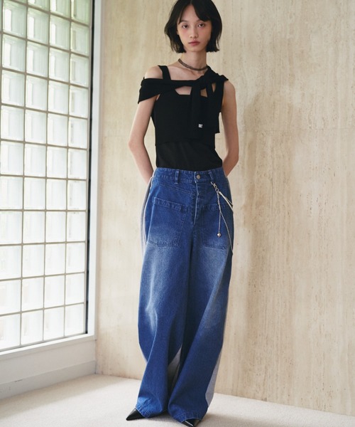 SOEMIN(ソミン)の「Denim docking sweatpants/バックスウェットデニムパンツ(デニムパンツ・レディース・インディゴブルー/ホワイト・FREE)」の3枚目の写真