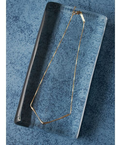 Mila Owen(ミラオーウェン)の「【EVERYDAY PROOF JEWELRY 】Vモチーフネックレス(ネックレス・レディース・シルバー/ゴールド・F)」の2枚目の写真