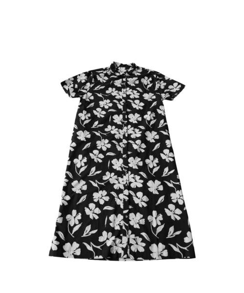 antiqua(アンティカ)の「綿100 花柄 シャツワンピース(シャツワンピース・レディース・ブラック/ベージュ・P/R)」の11枚目の写真