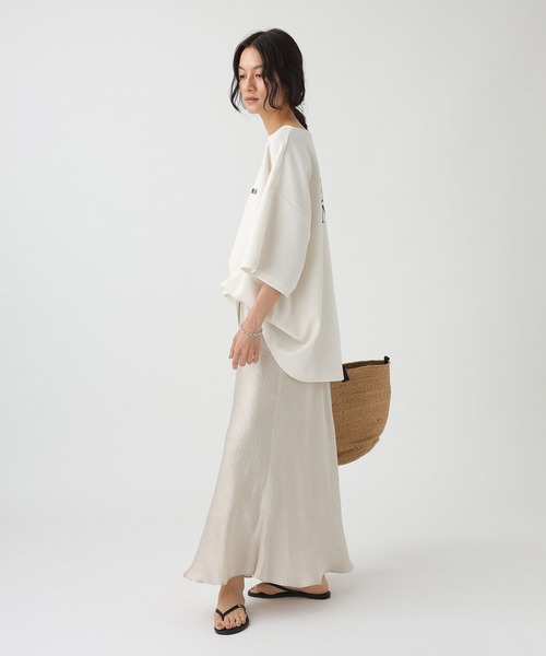 She is-.（シーイズ）の「【SHE is-.】＜別注＞バックプリントT（Tシャツ/カットソー・レディース・ブラック/ホワイト・フリー）」の11枚目の写真
