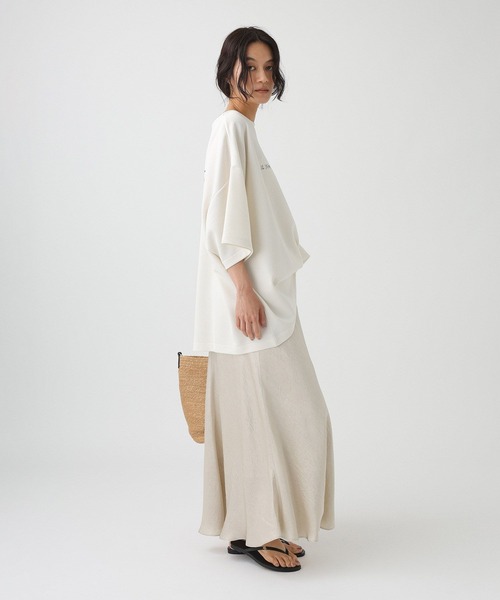 She is-.（シーイズ）の「【SHE is-.】＜別注＞バックプリントT（Tシャツ/カットソー・レディース・ブラック/ホワイト・フリー）」の12枚目の写真