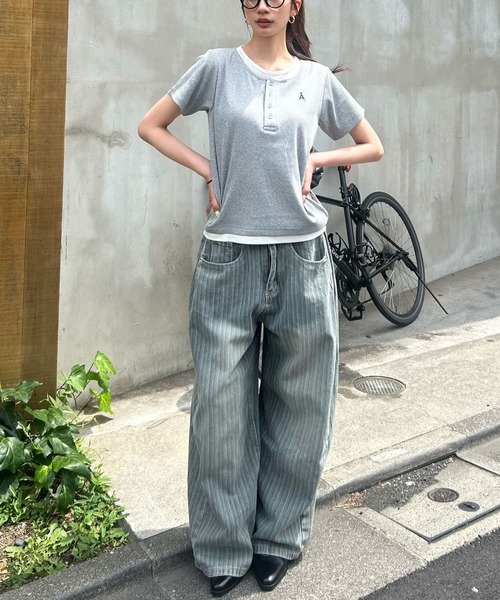 ALAND(エーランド)の「【UNISEX】ALAND/レイヤードヘンリ-半袖T(Tシャツ/カットソー・レディース・グレー/ブラック/ホワイト・LARGE/SMALL)」の6枚目の写真