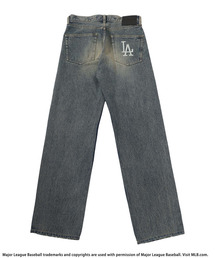 BACK TO THE FIELD（バック トゥー ザ フィールド）の「【MLB】Loose Fit Jeans（デニムパンツ）」