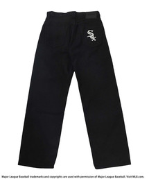 BACK TO THE FIELD（バック トゥー ザ フィールド）の「【MLB】Loose Fit Jeans（デニムパンツ）」