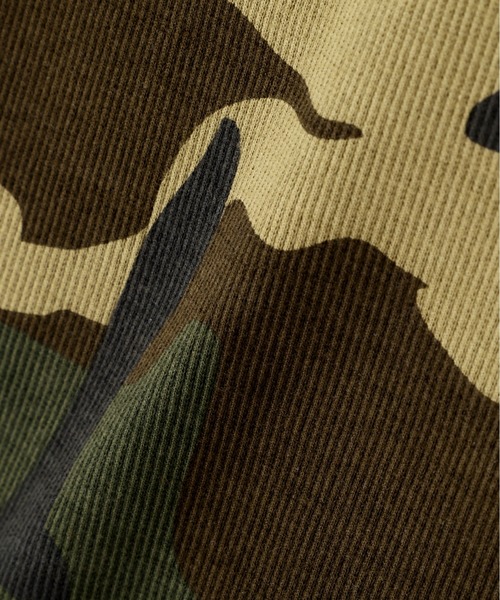 AVIREX(アヴィレックス)の「《WEB限定/DAILY/デイリー/WOMAN》RIB CAMO S/S HENLEY NECK T-SHIRT(Tシャツ/カットソー・レディース・グレー系カモフラージュ/グリーン系カモフラージュ・M/S)」の11枚目の写真