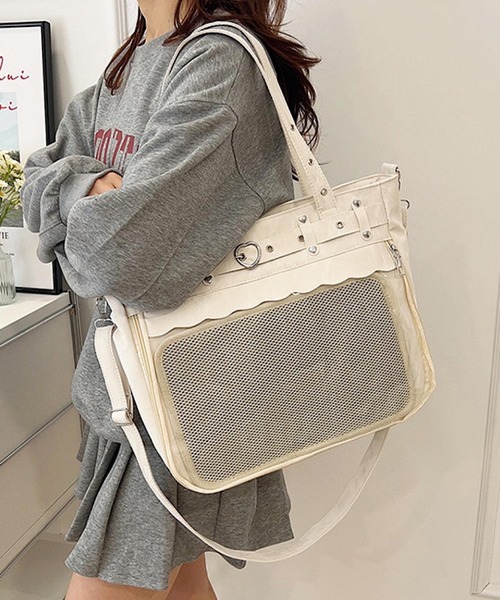 VIBGYOR(ヴィブジョー)の「oshipic/推し活 大容量 ハートバックル 推し活トートバッグ クリアポケット付き 2WAYショルダーバッグ S0051(ショルダーバッグ・レディース・ブルー/ホワイト/ブラック・FREE)」の8枚目の写真