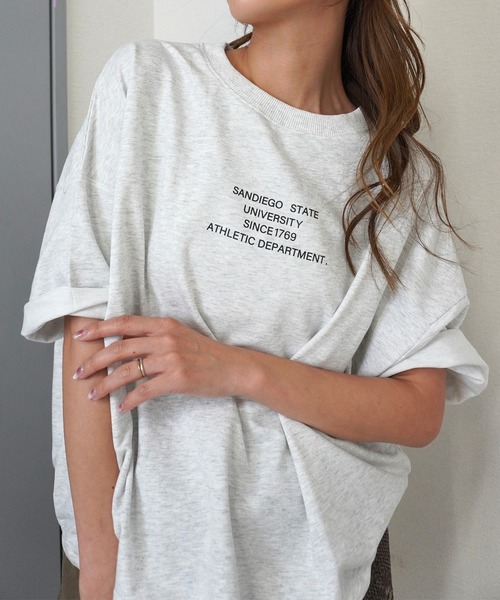 gossara(ゴサラ)の「【メンズライクなゆるさを楽しむ】 サンディエゴロゴミニ裏毛T(Tシャツ/カットソー・レディース・ネイビー/ブラウン/オートミール・FREE)」の13枚目の写真